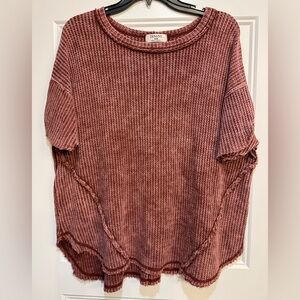 Zenana Outfitters Ribbed Knit Top in Burgundy